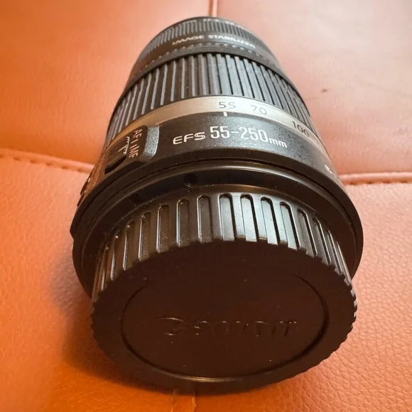 New Canon EFS 55-250 Telephoto Lens with Textured Grip